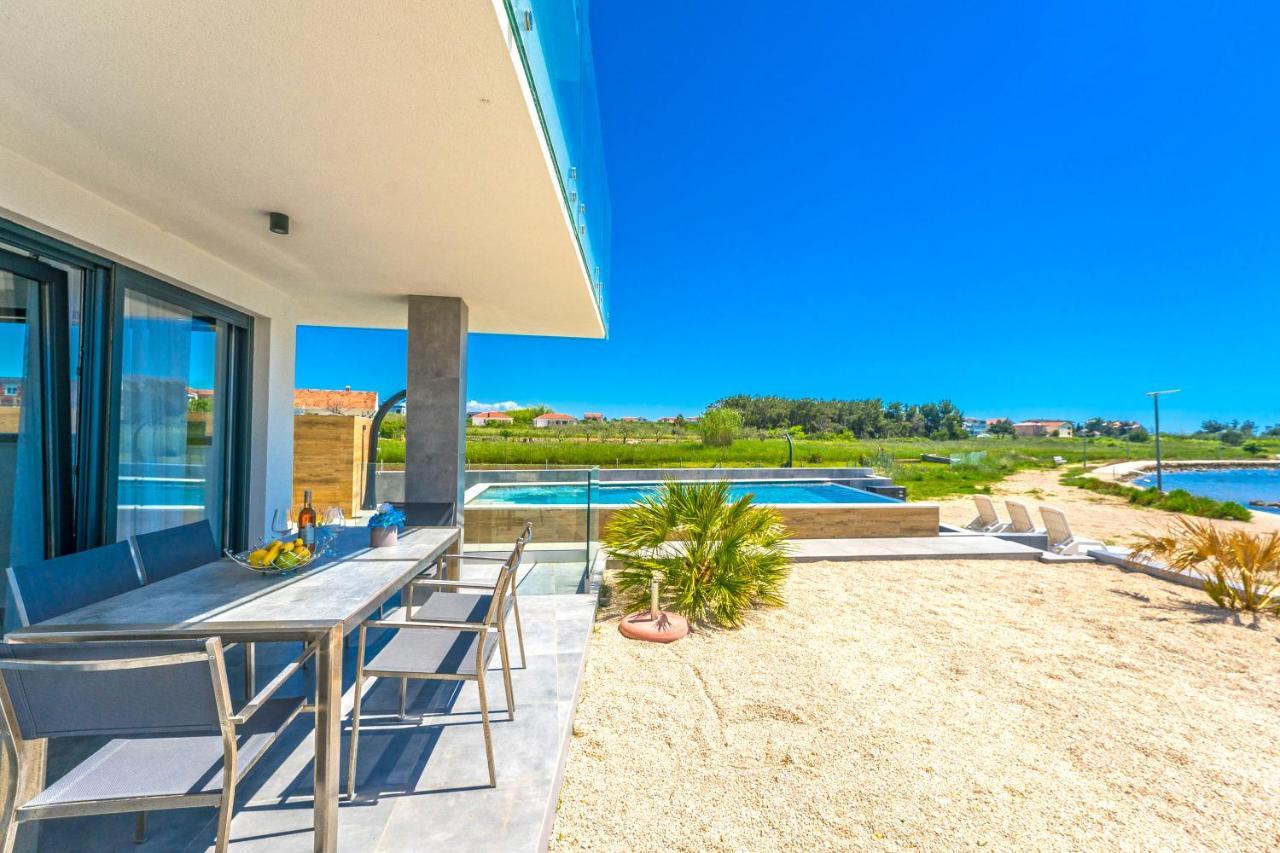 Jamc Dream Familientraum Direkt Am Meer Mit Beheiztem Pool Privlaka  Exterior foto